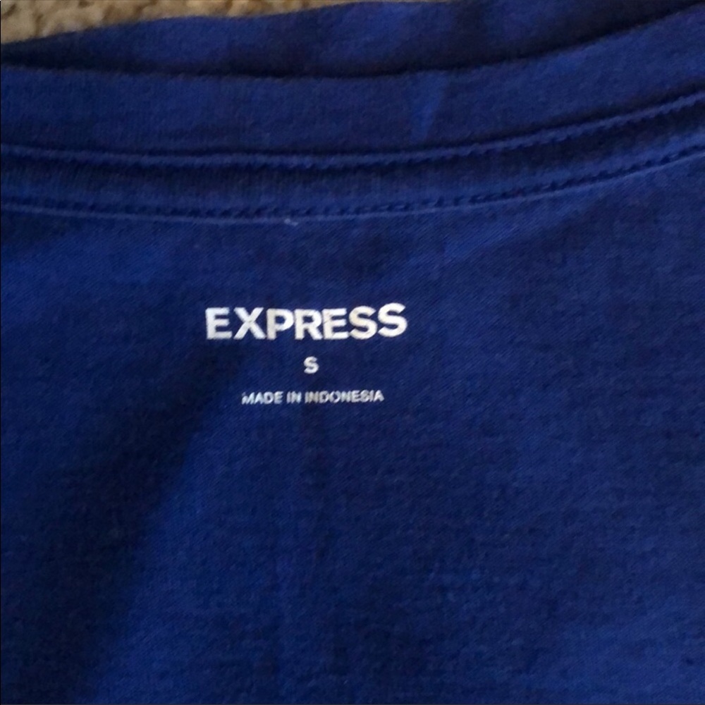 Express 4 classic T-shirts - Picture 3 of 3